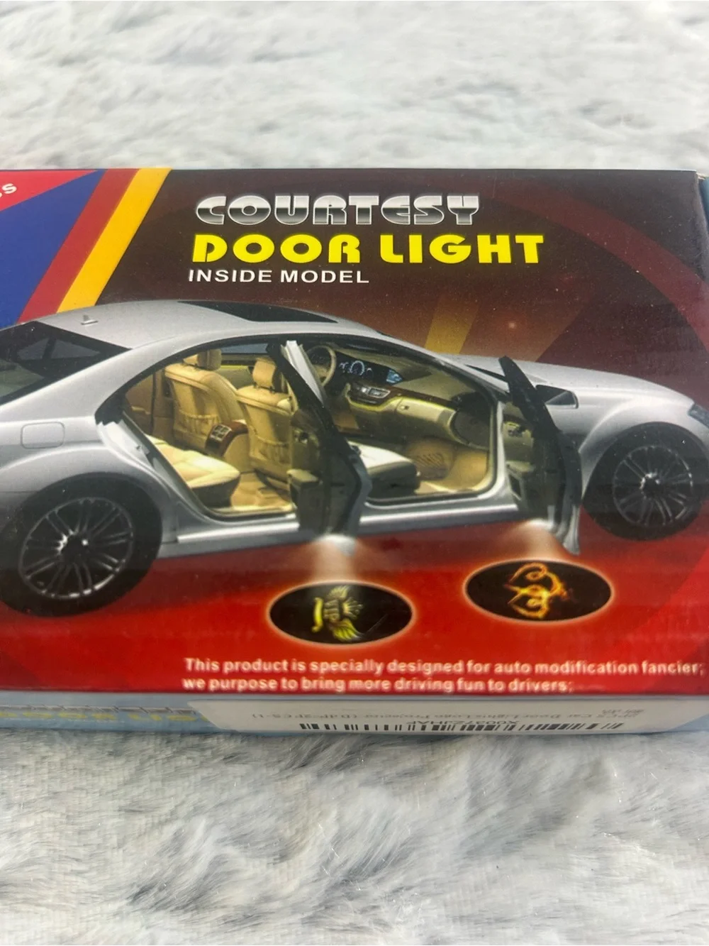 Inside Model - Silver - Picture 3 of 4